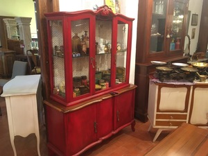 VITRINA VINTAGE, ROJO ENVEJECIDO, 125*43*175