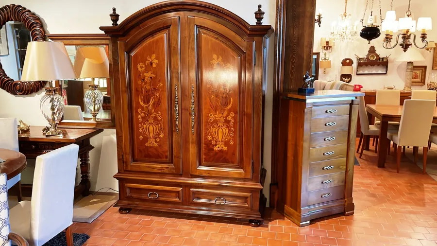 MUEBLE BAR VIELLA VALENTI, 152*52*203.