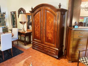 MUEBLE BAR VIELLA VALENTI, 152*52*203.