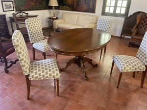 MESA OVALADA  ALMAZAN, 165*110*78.+EXT.