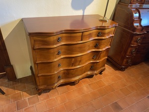 COMODA VALENTI CURVA NOGAL, 108*47*88
