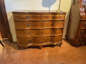 COMODA VALENTI CURVA NOGAL, 108*47*88